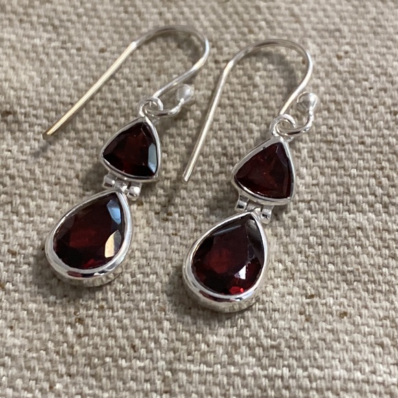 Garnet Sterling Silver Dangle Pierced Earrings - Picture 2 of 3